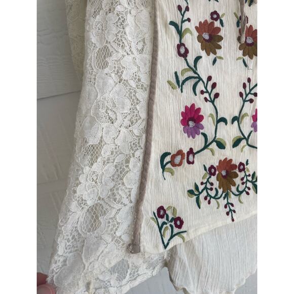 Anthropologie Love-Stitch BOHO embroidered top  MED 100% Cotton - Picture 6 of 7